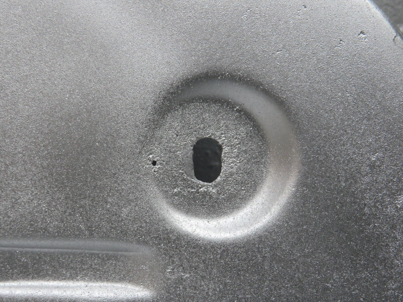 39604 Mercedes-Benz R129 320SL Coupe Exhaust Heat Shield