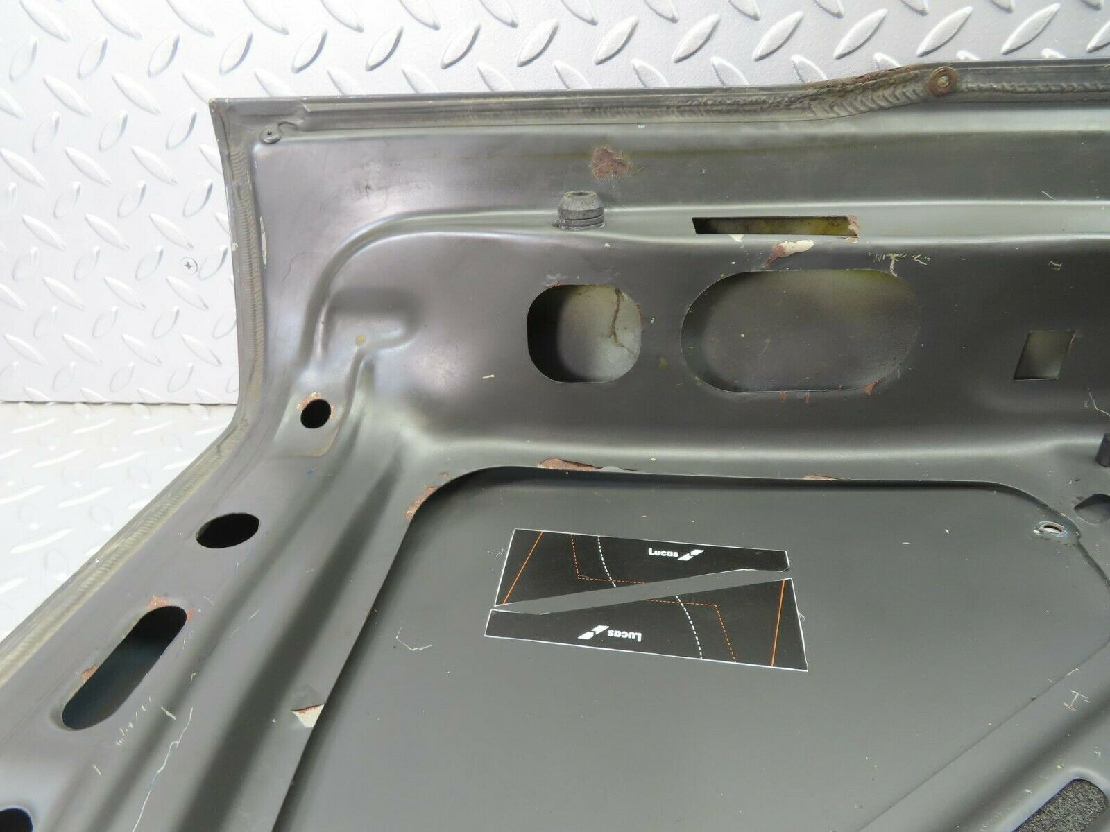 10302 Mercedes-Benz W201 Boot Lid Trunk Door