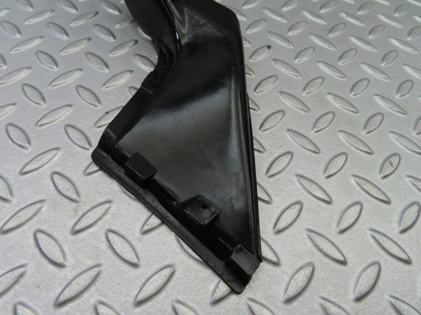 5843 Mercedes-Benz W123 200 Water Drain Left Side 1238300328