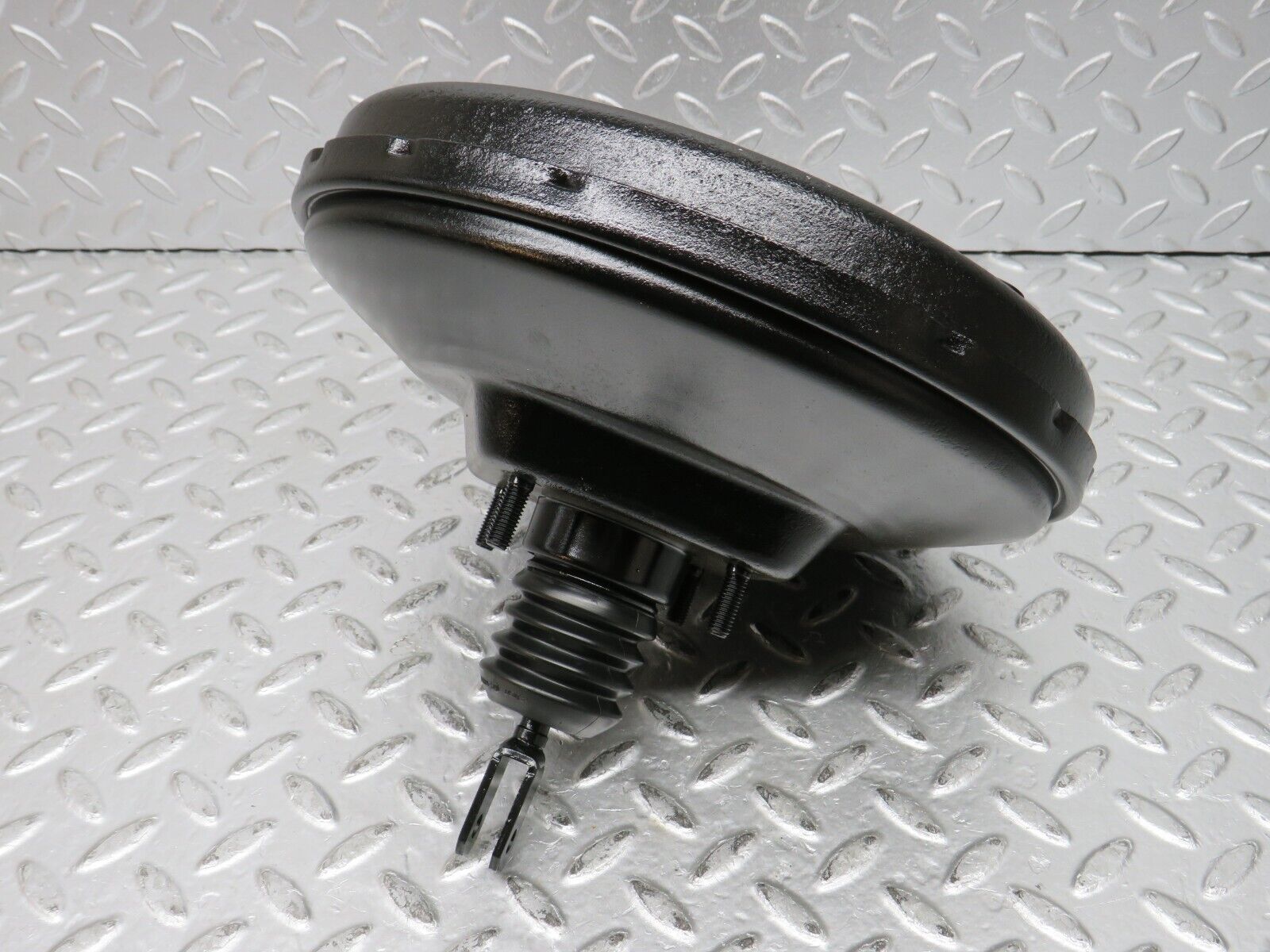 32076 Mercedes-Benz W123 230E Brake Booster Bendix