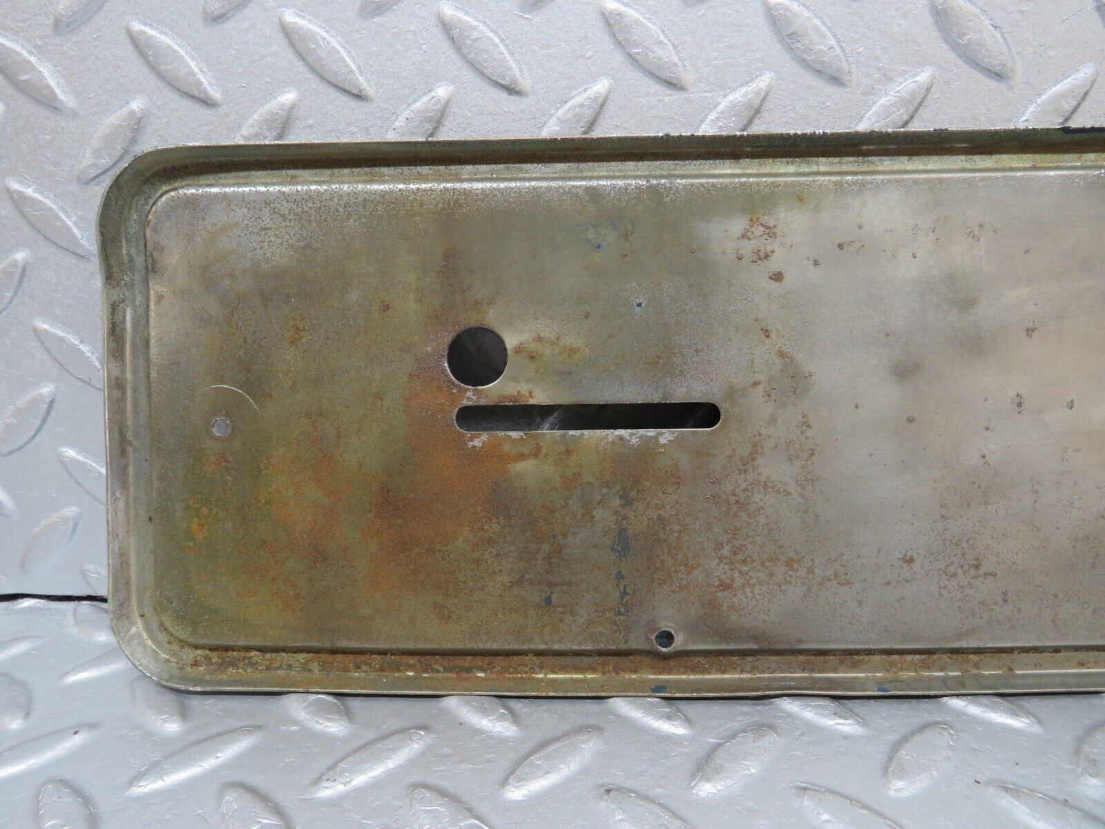 40356 Mercedes-Benz W110 230 Rear Chrome number Plate Holder