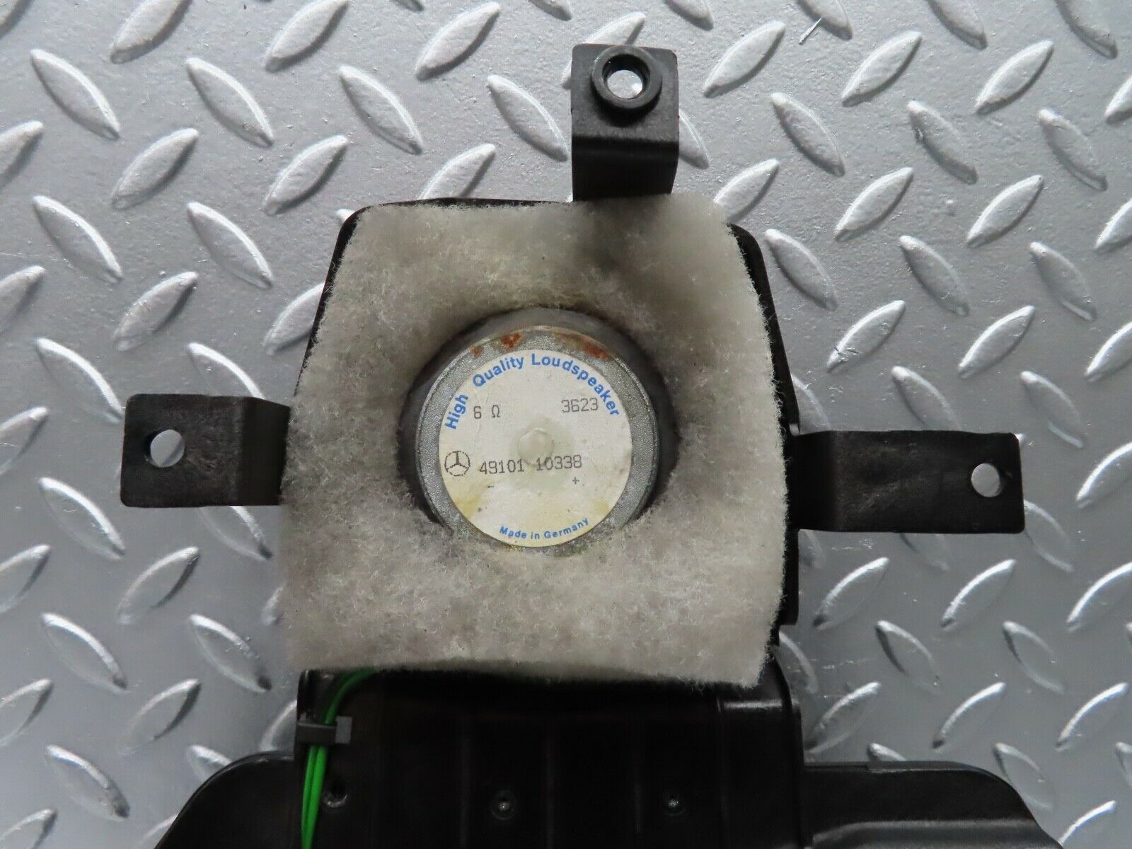 19868 Mercedes-Benz R129 300SL Coupe Right Door Speaker One Only 1298200802