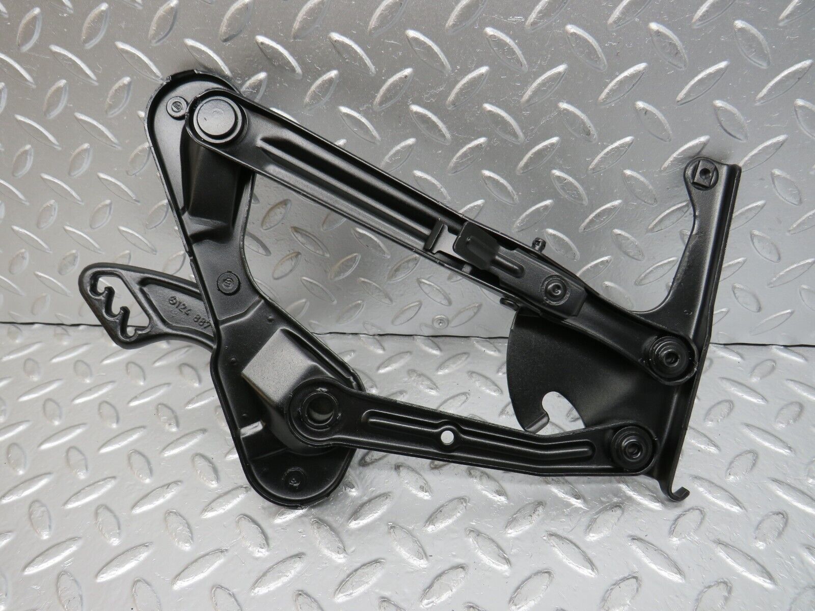 32526 Mercedes-Benz S124 300TE Wagon Bonnet Hinge Right 1248870174