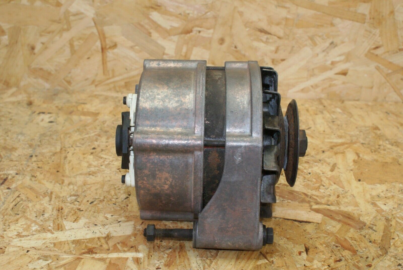 2391 Mercedes-Benz W123 280E Alternator Bosch 1125884274