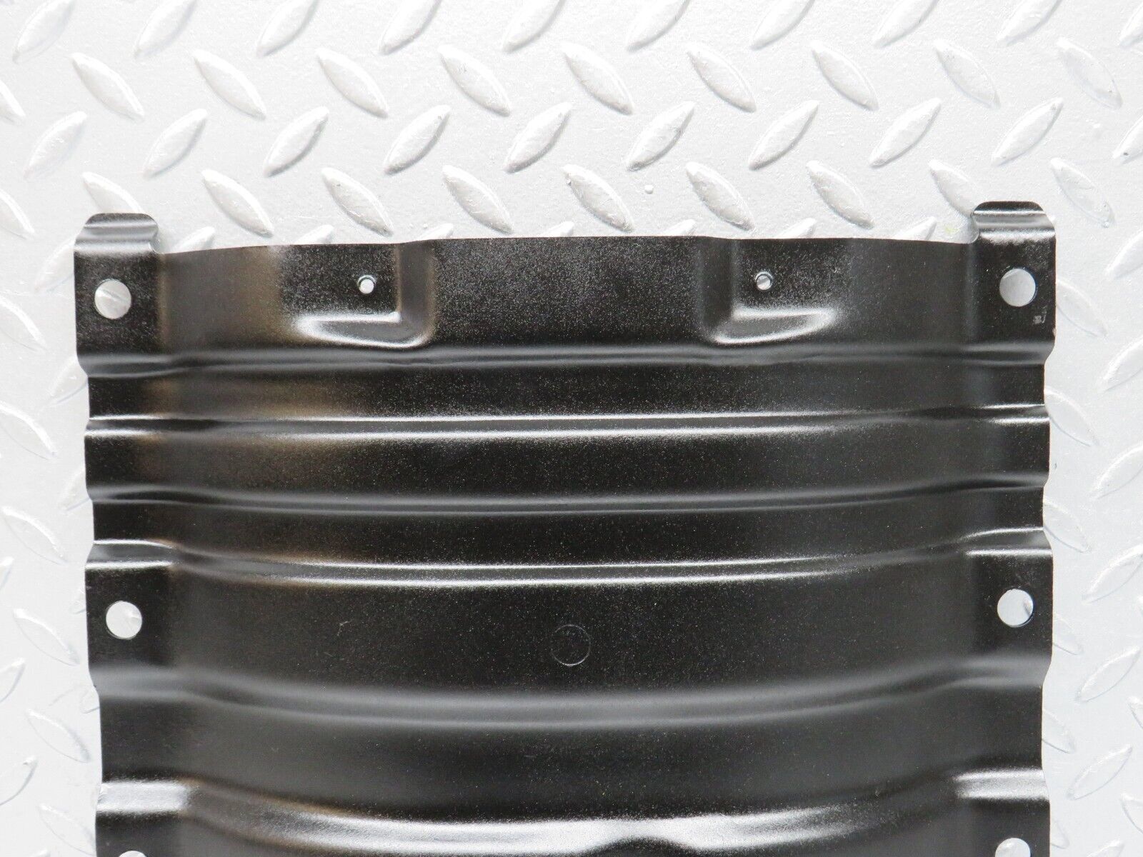 39566 Mercedes-Benz R129 320SL Coupe Automatic Gearbox Striker Plate