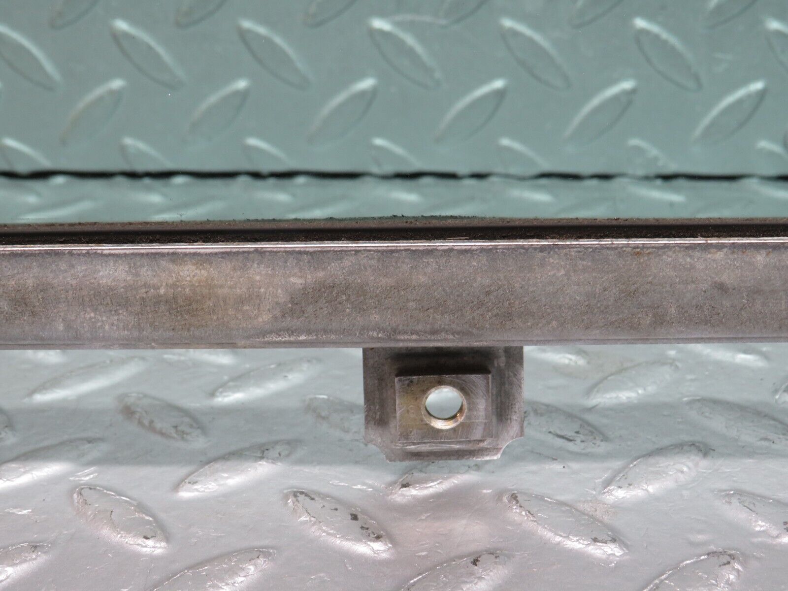 39664 Mercedes-Benz R129 320SL Coupe Right Door Window Glass