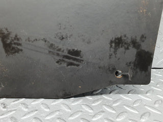 41126 Mercedes-Benz W126 300SE Spare Wheel Cover 1076930114