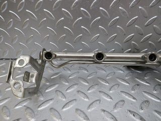 25792 Mercedes-Benz W124 280E Fuel Injection Rail 0000781589