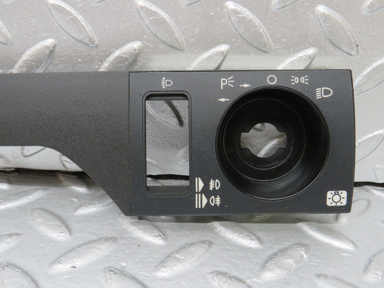 34087 Mercedes-Benz W124 260E Headlight Switch Surround Cover