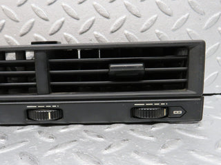 R129 SL dash centre air vent used OEM