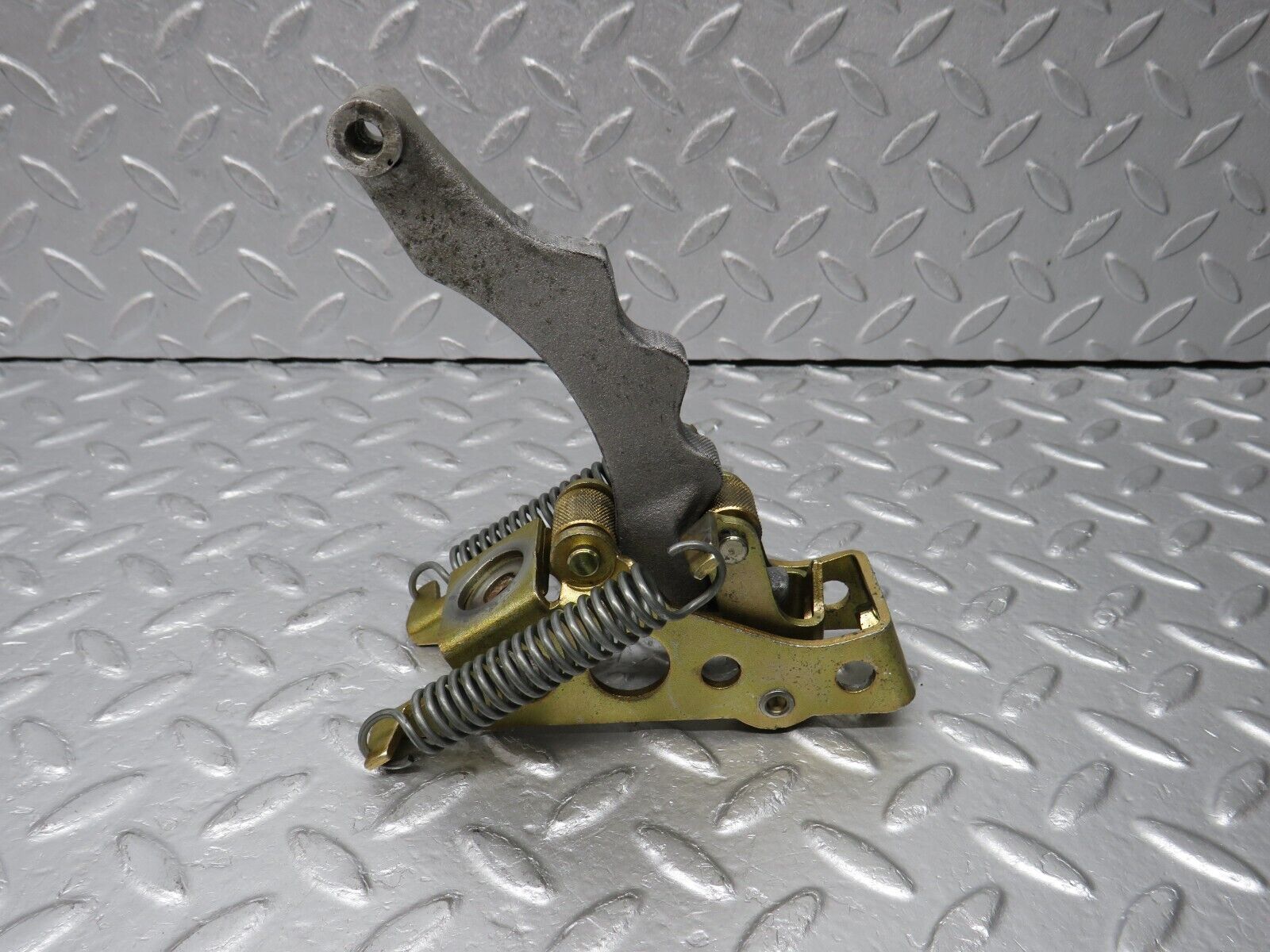 39095 Mercedes-Benz R107 500SL Coupe Door Safety Check Strap