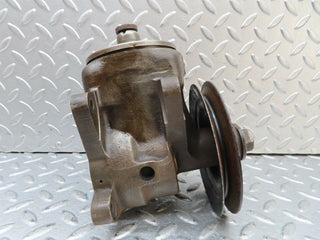 W123 power steering pump vickers type used OEM