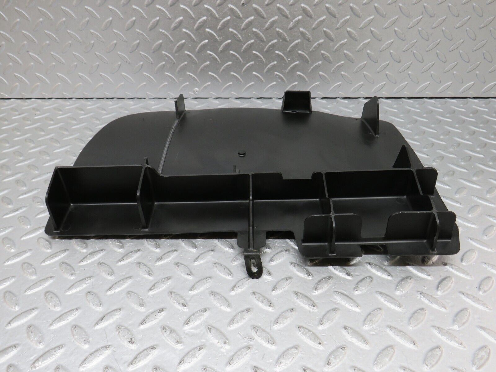 36453 Mercedes-Benz W201 190E 2.0L Front Left Floor Cable Channel Cover 2016841137
