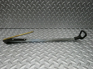 22304 Mercedes-Benz S123 280TE Wagon Front Right Adjusting Handle
