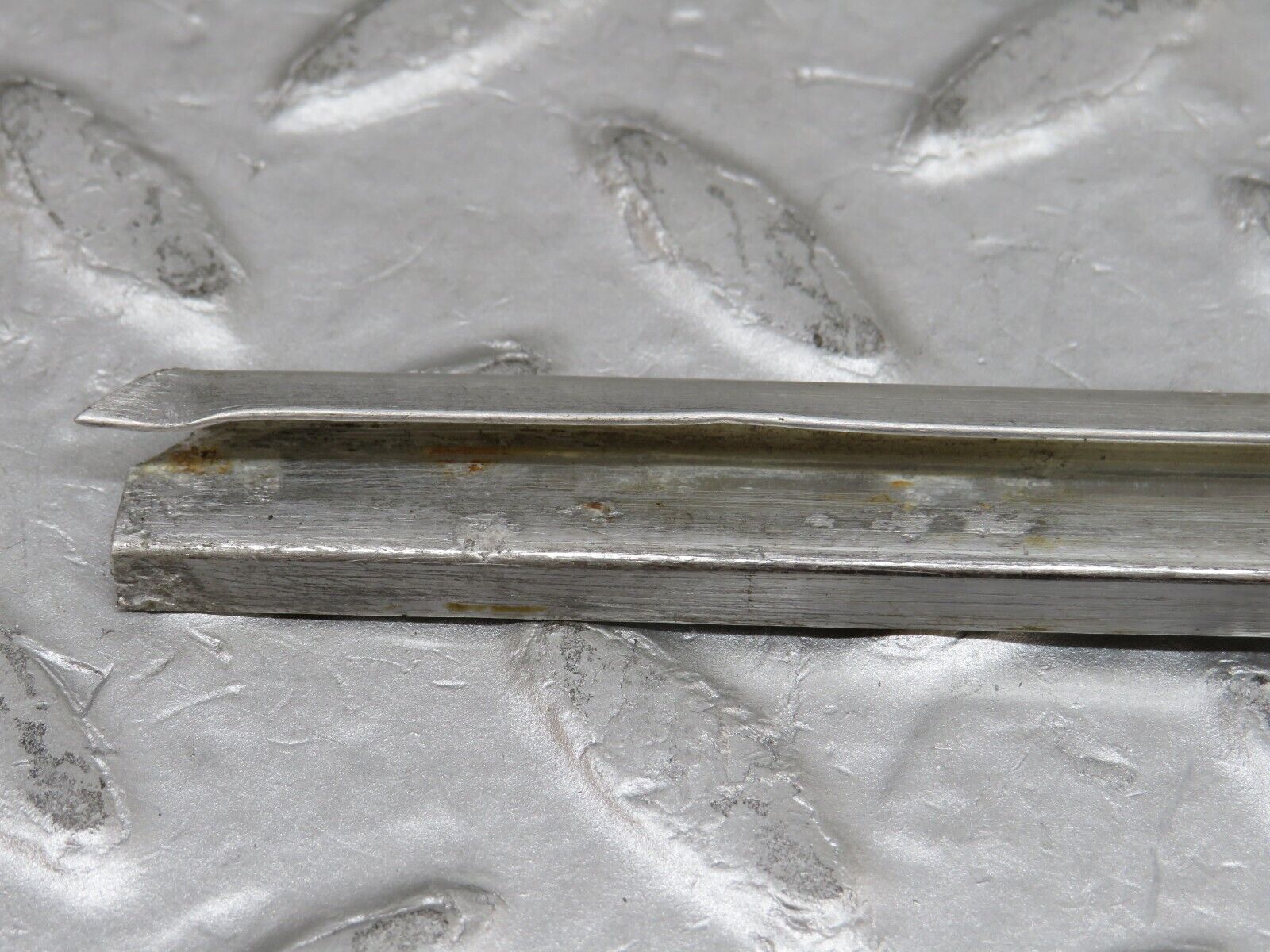 35867 Mercedes-Benz W108 Front Left Door Chrome Trim Pair