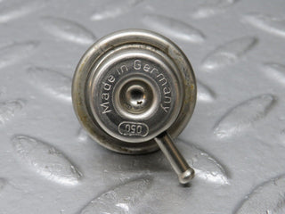 R129 SL fuel pressure regulator used OEM