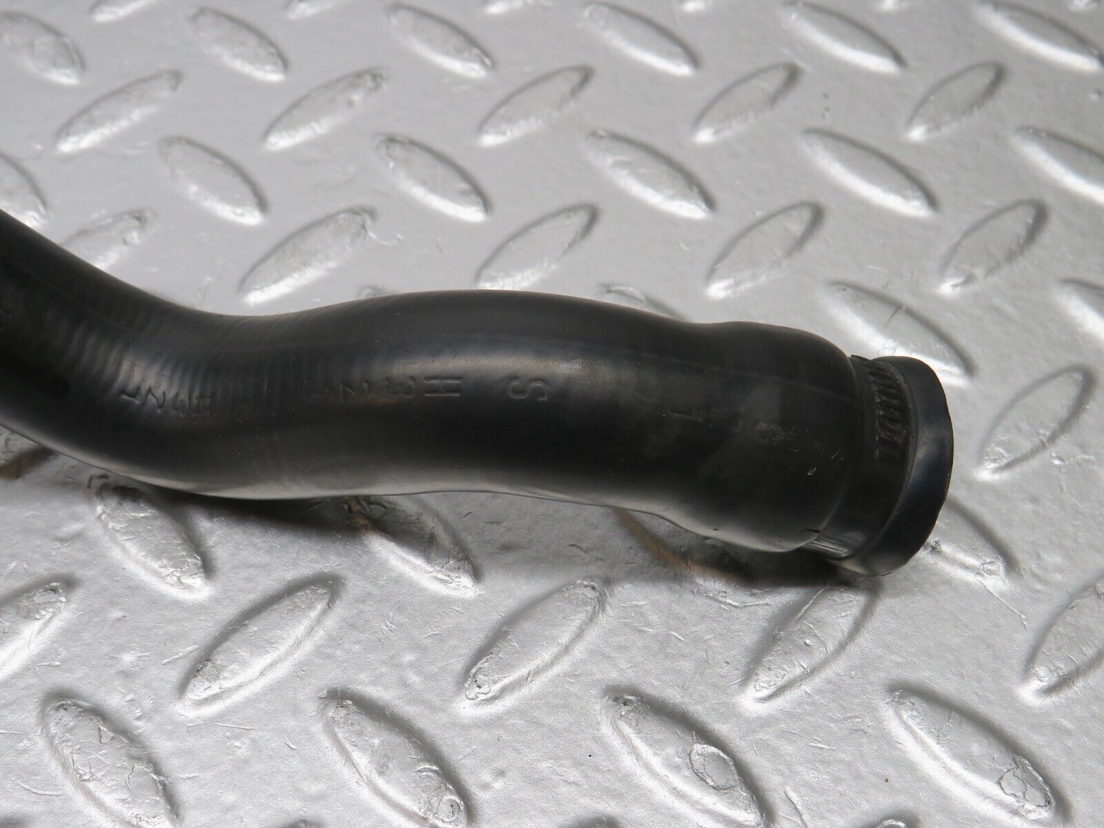 38154 Mercedes-Benz A124 320E Cabriolet Radiator Hose Pipe 1248306496