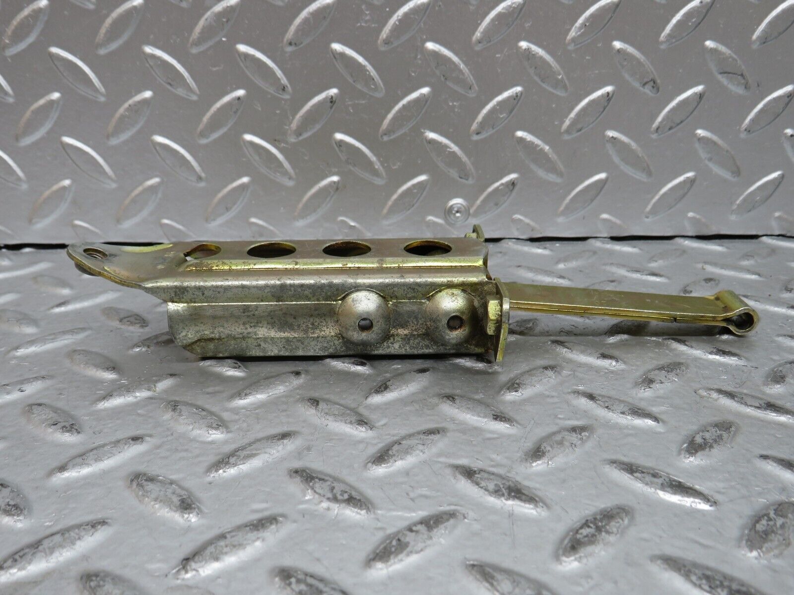 28507 Mercedes-Benz S123 240D Wagon  Door Safety Check Strap