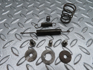 18305 Mercedes-Benz W111 220SE Coupe Rear Left Brake Shoe Accessory Set