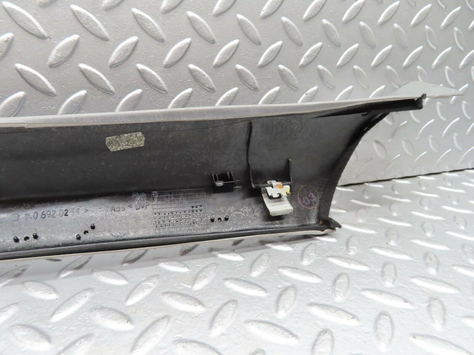 14902 Mercedes-Benz W140 S320 A Pillar Cover Right Side 1406920289