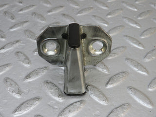 33372 Mercedes-Benz W202 C180 Door Lock Latch