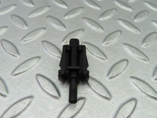 6098 Mercedes-Benz W126 380SE Door Contact Switch 0015458714