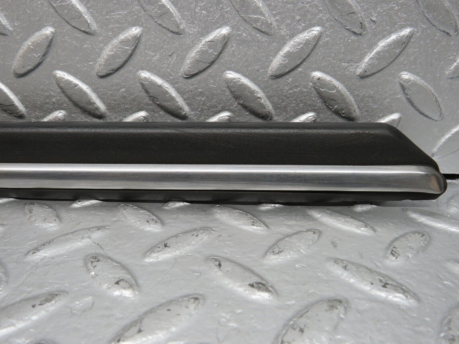 40126 Mercedes-Benz R107 350SL Front Left Fender Wing Lower Trim