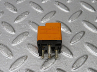39700 Mercedes-Benz R129 320SL Coupe Overload Relay 0015429719