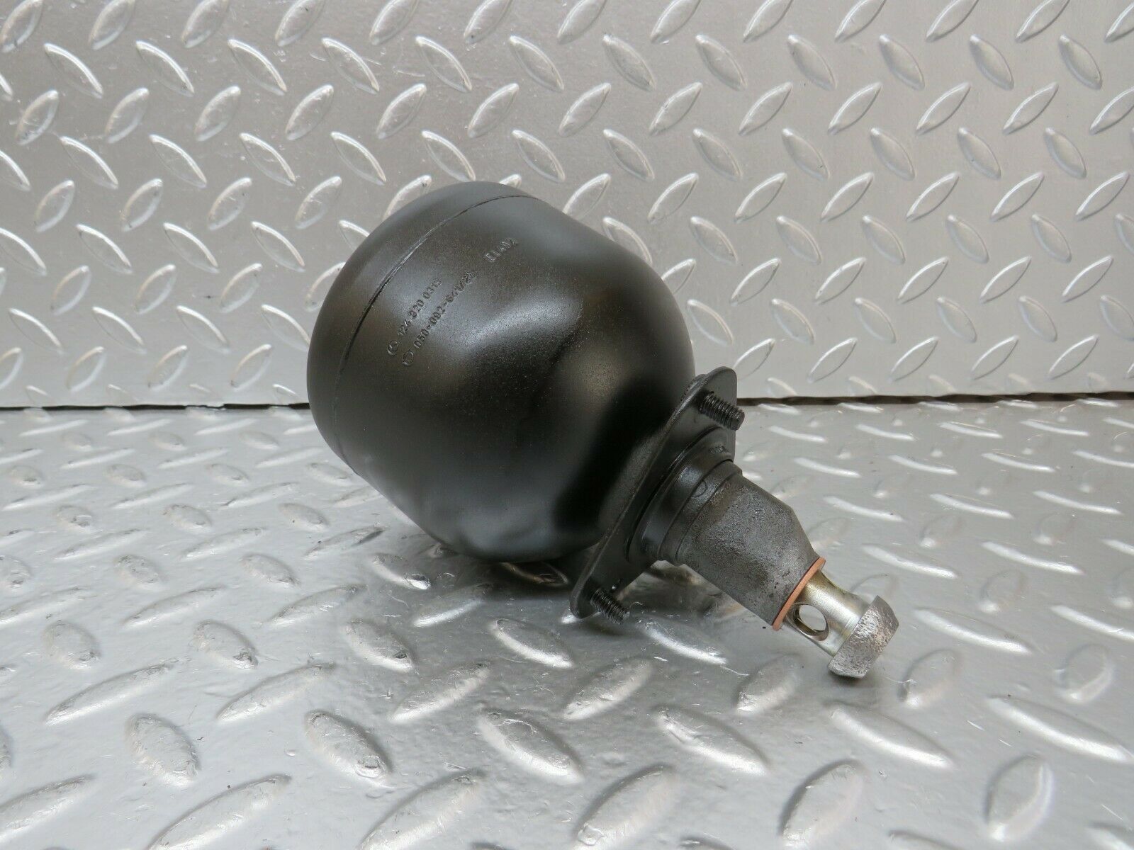 24218 Mercedes-Benz S124 220TE Wagon Rear Suspension Sphere 1243200315