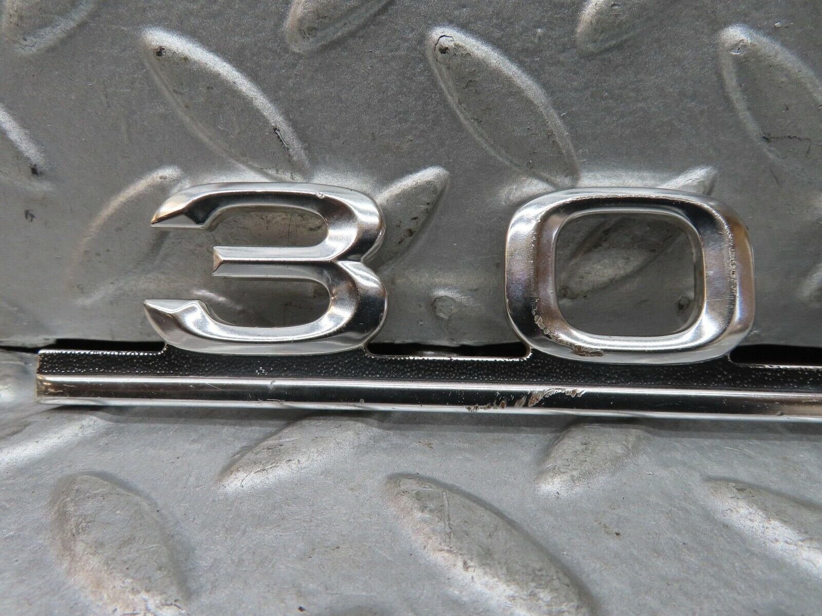 19113 Mercedes-Benz W123 300D Trunk  Badge Emblem 1238170915