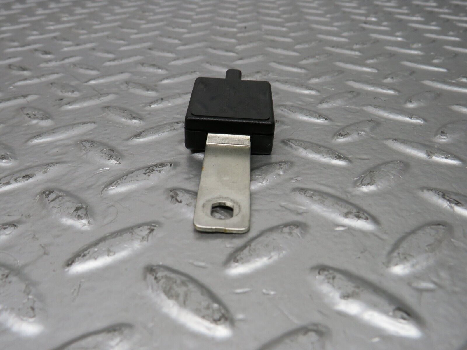 24898 Mercedes-Benz W140 S320 Radio Antenne Amplifier 1408202189