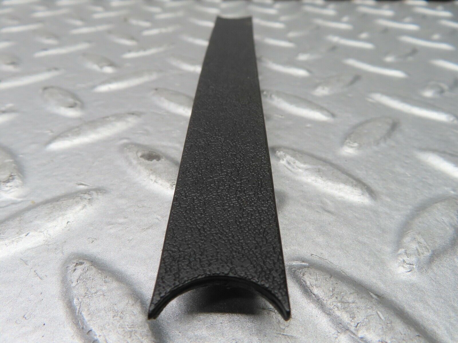 21689 Mercedes-Benz W126 300SE Dashboard Trim Cover Black 1266890383