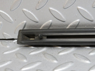 40642 Mercedes-Benz W123 300D Front Right Door Centre Moulding Trim