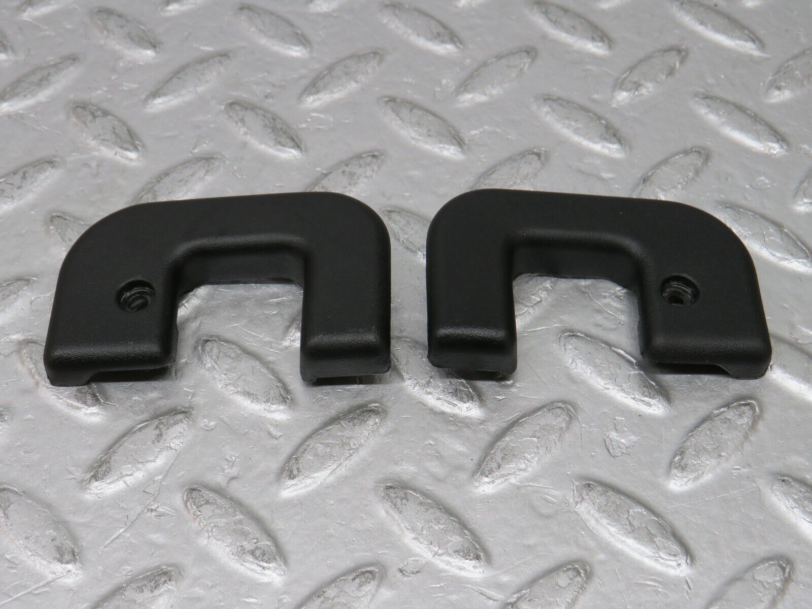 37748 Mercedes-Benz A124 320E Cabriolet Interior Door Latch Trim Pair