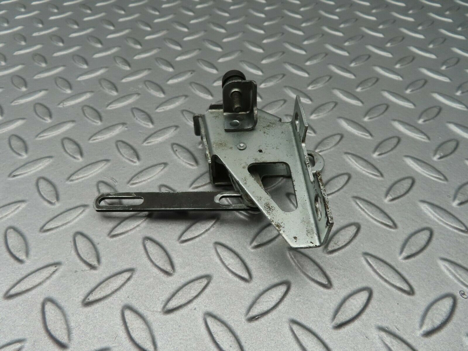 5186 Mercedes-Benz R107 350SL Coupe Soft Top Mechanism Lock Left