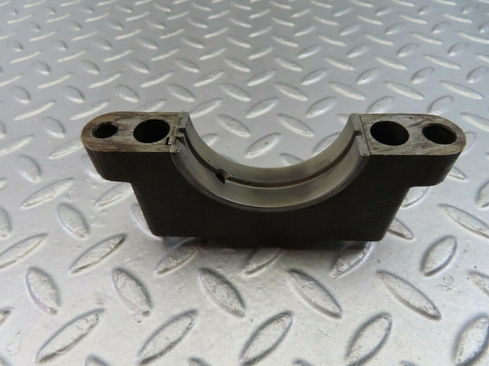 9876 Mercedes-Benz C123 280CE Coupe Crankshaft Bearing Holder Block 1080110211