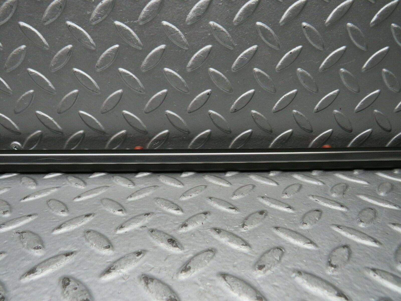 22023 Mercedes-Benz S123 280TE Front Left Fender Wing Centre Moulding Trim