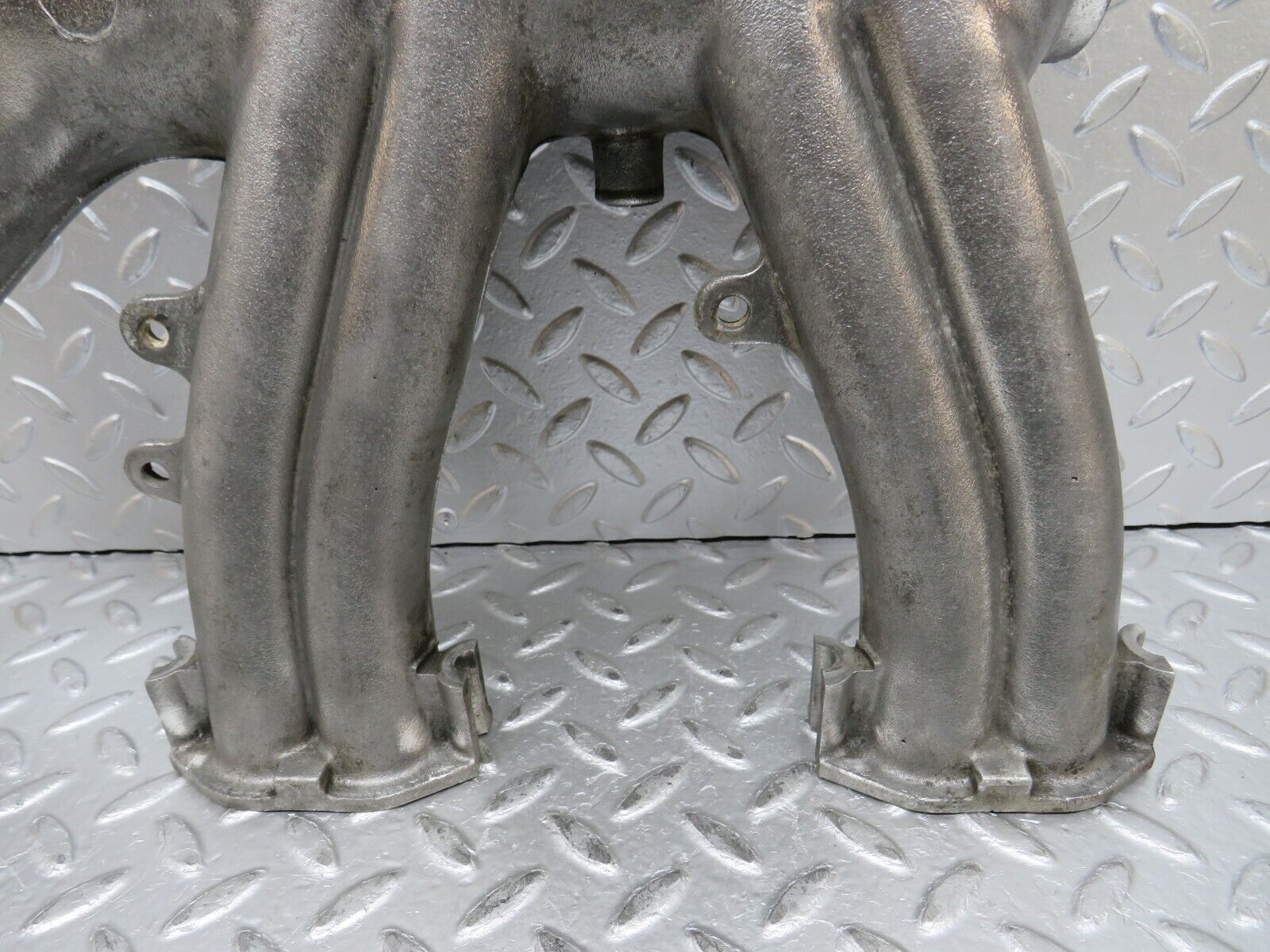 0229 Mercedes-Benz W123 300D Intake Manifold 6171410701