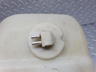 41581 Mercedes-Benz W124 200E Windscreen Washer Fluid Tank 1248690520 1248690072