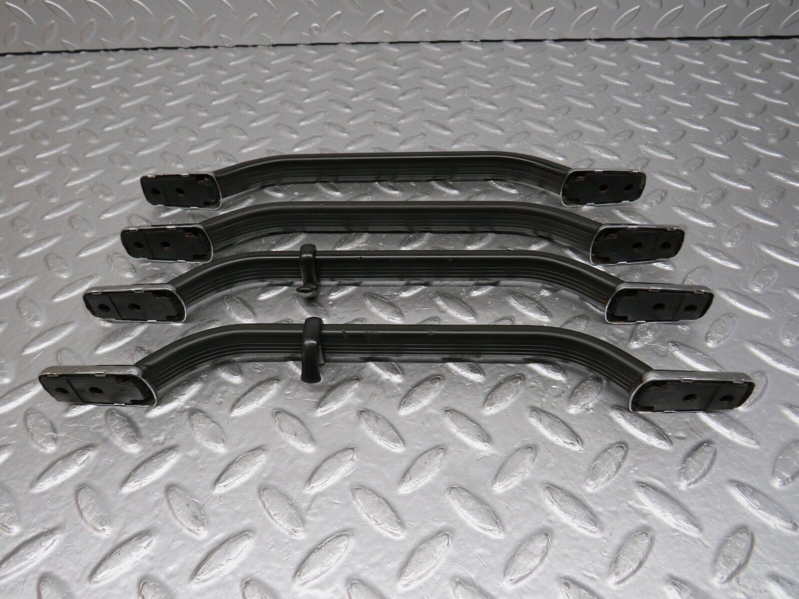 0650 Mercedes-Benz C107 350SLC Coupe Interior Roof Grab Handle Set Beige
