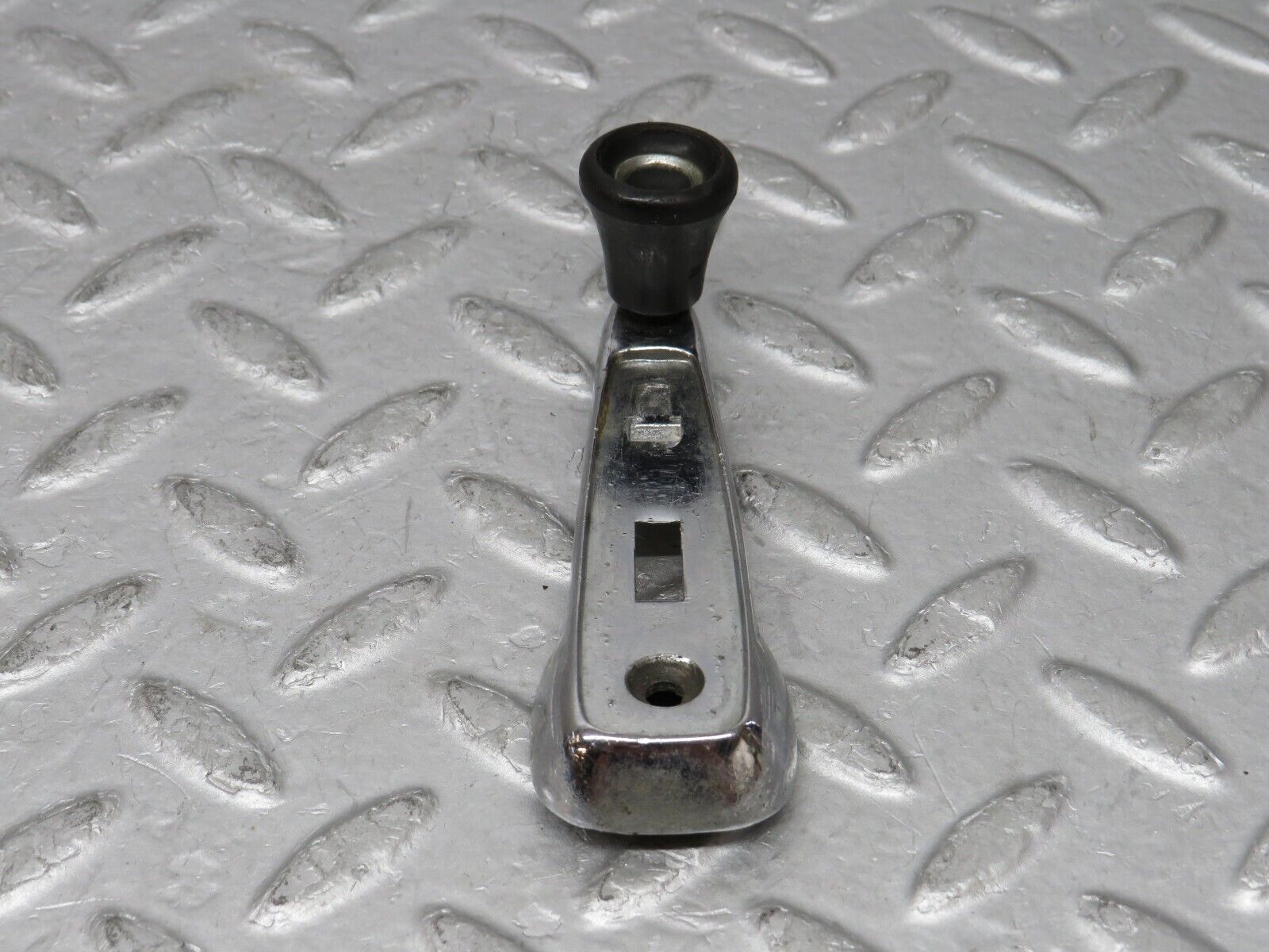 35730 Mercedes-Benz W108 Window Lifter Crank Handle