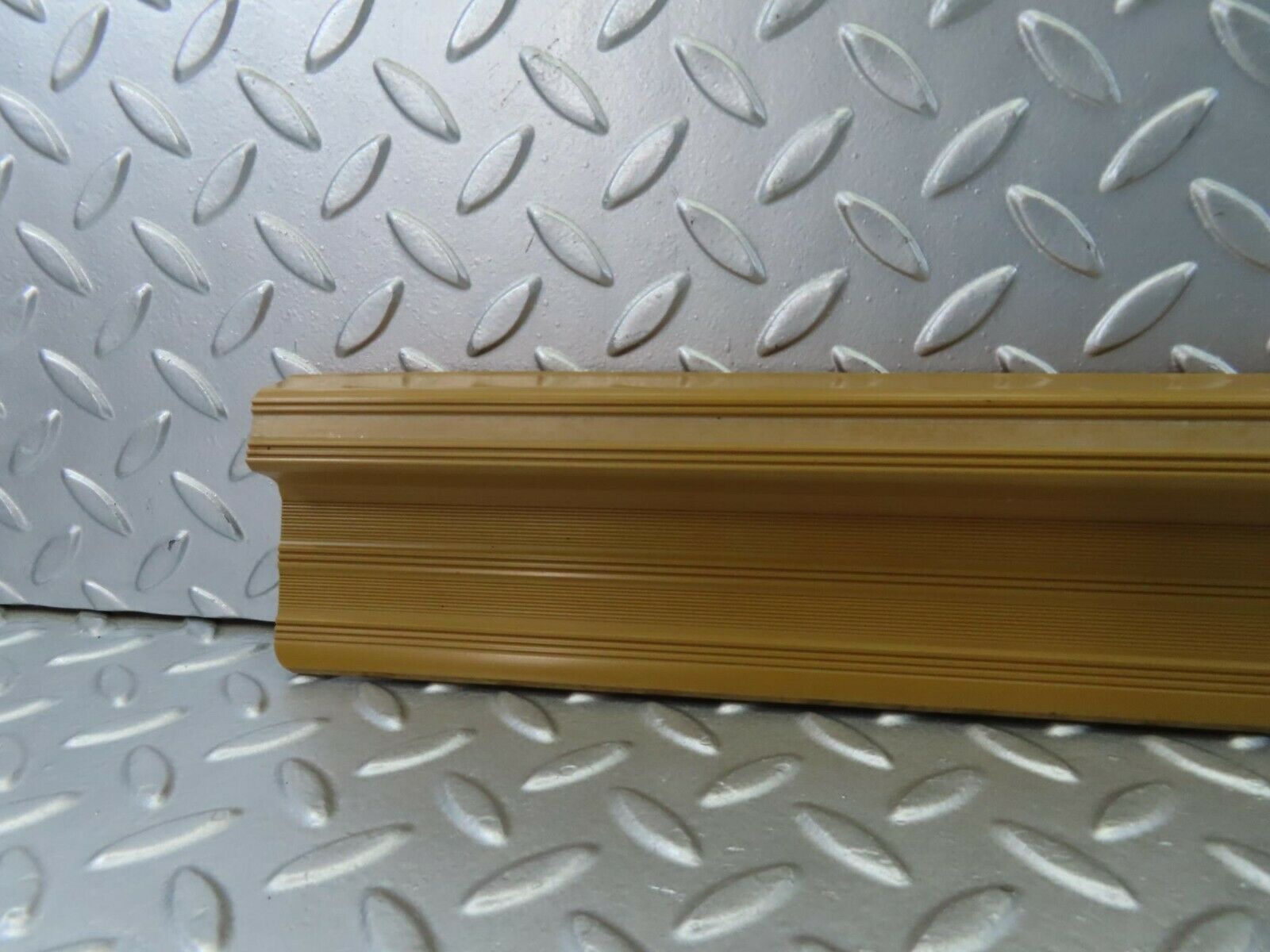 10689 Mercedes-Benz W123 230E Front Right Door Sill