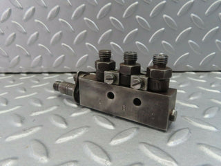 W111 injection distributor used OEM