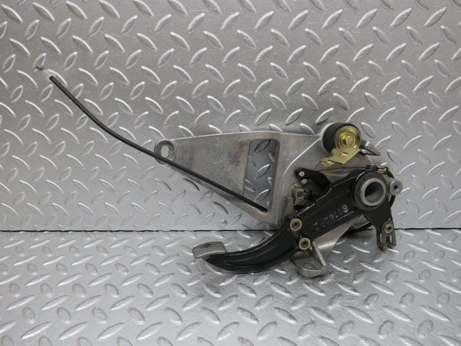 31433 Mercedes-Benz S124 220TE Wagon Parking Brake Pedal 1244270736 1244270801