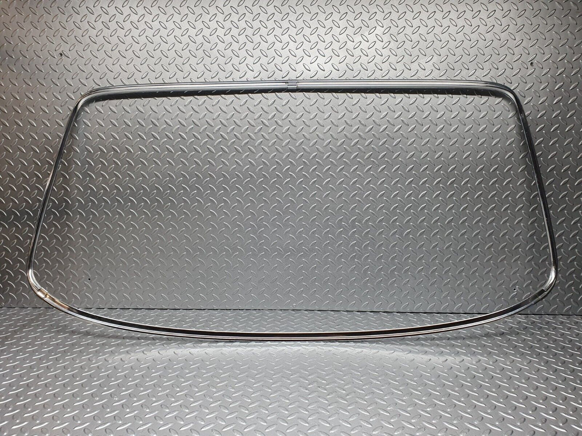 40771 Mercedes-Benz W123 300D Rear Windscreen Chrome Frame – Cannstatt ...