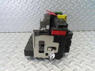 11121 Mercedes-Benz W221 S320 Rear Fuse Box 2215403050