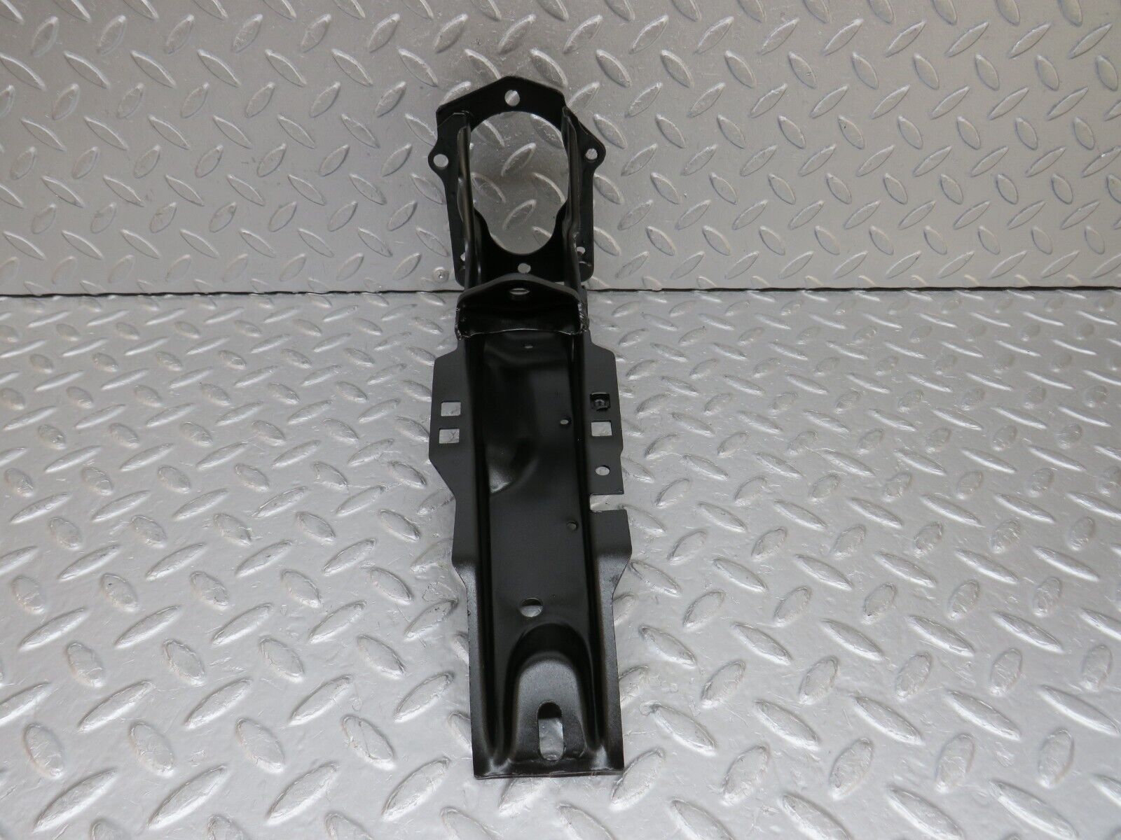 37520 Mercedes-Benz W109 300SEL Brake Pedal Bracket