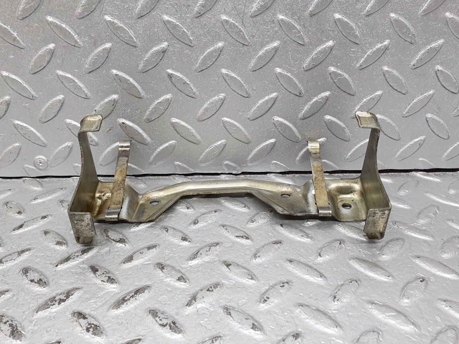 41258 Mercedes-Benz W126 300SE ABS Module Holder Bracket