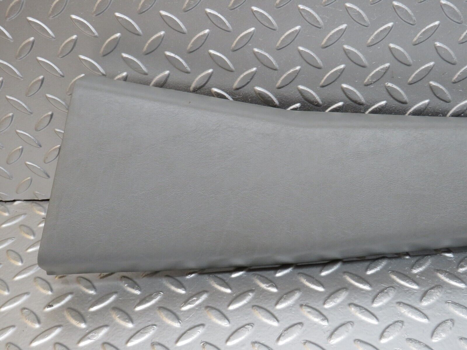 33569 Mercedes-Benz W201 190E 2.0L B Pillar Cover Left Side Grey 2016921189