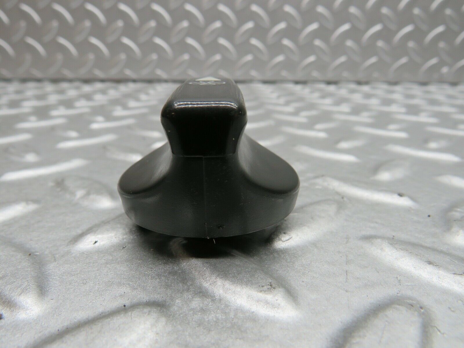 21874 Mercedes-Benz W123 Heater Control Knob Set